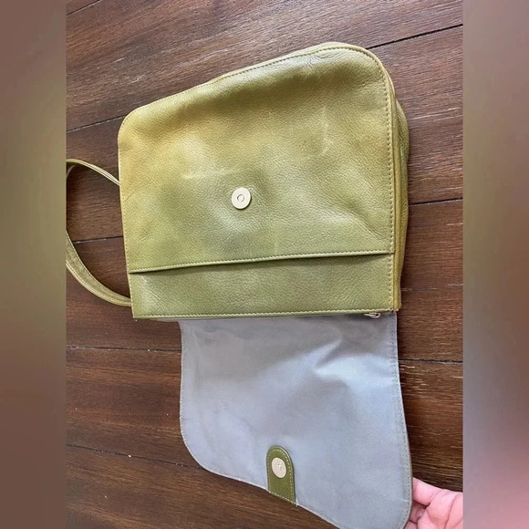 Osgoode Marley cross body bag - Picture 8 of 16